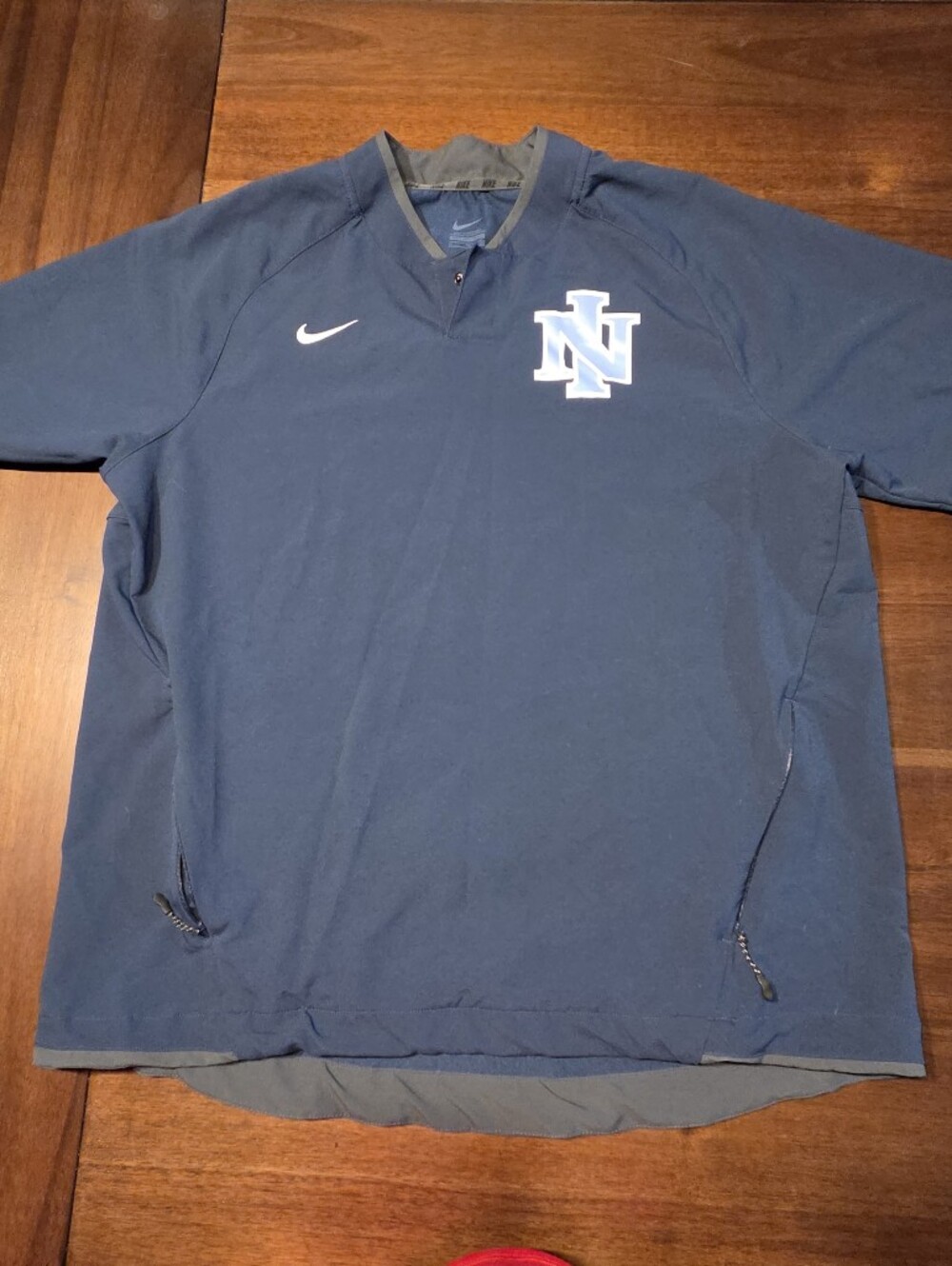 Nike North Carolina Tar Heels SS Pullover Windshirt Jacket Mens XL